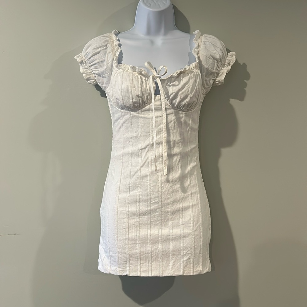 Windsor white slim fit dress size small